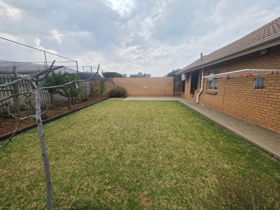 2 Bedroom Property for Sale in Universitas Free State